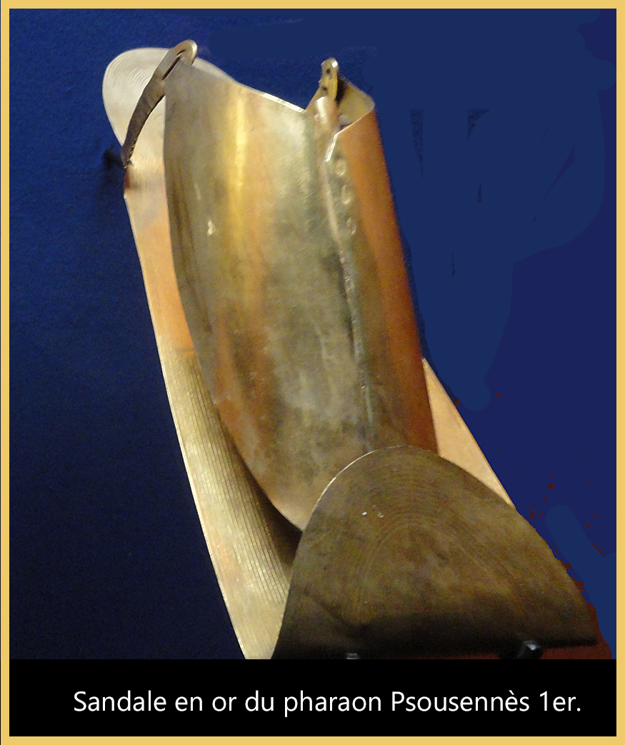 12-Sandale en or du pharaon Psousennès 1er