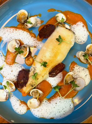 CAFÉ PAULETTE dressage des calamars sur l'assiette