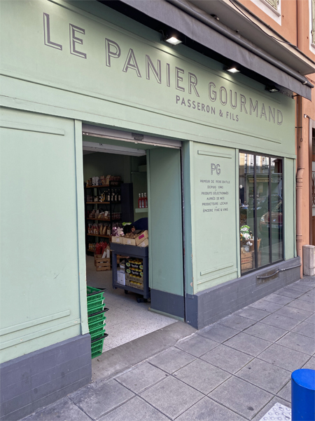 RUE BONAPARTE NICE PALAIS GOURMAND FACADE