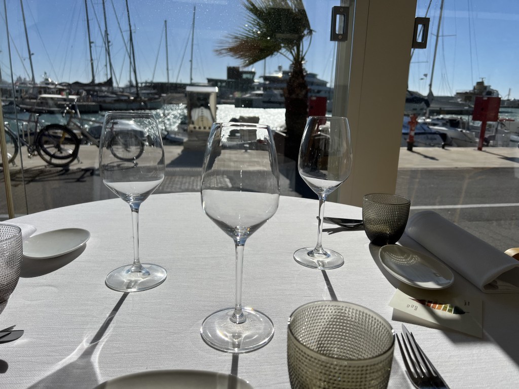 Marixx vue de restaurant devant la mer